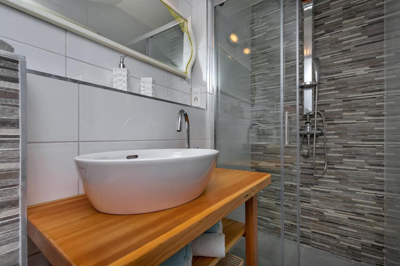 Apartman Montana, Town Centre Makarska Exterior foto