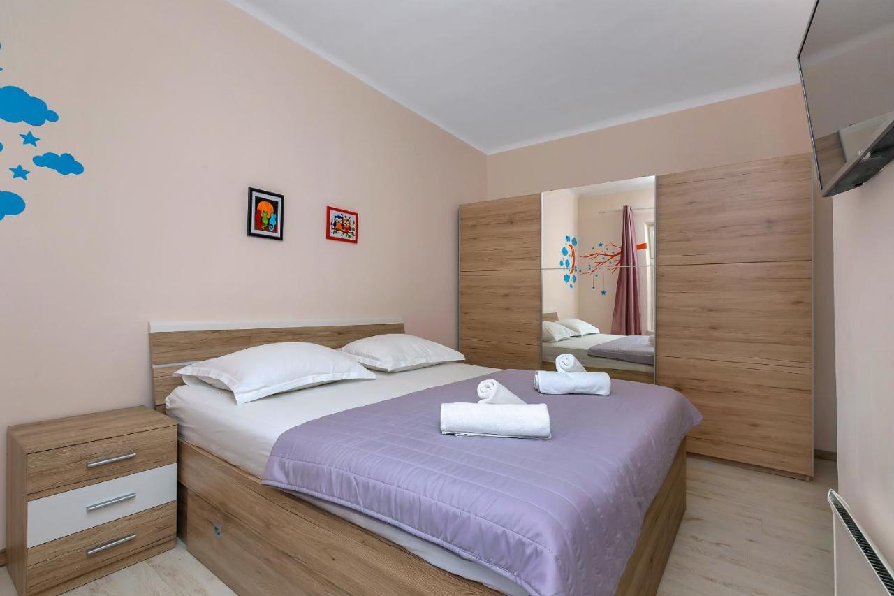 Apartman Montana, Town Centre Makarska Exterior foto
